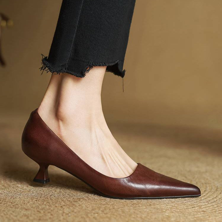 Velurae - Grace Leather Pumps