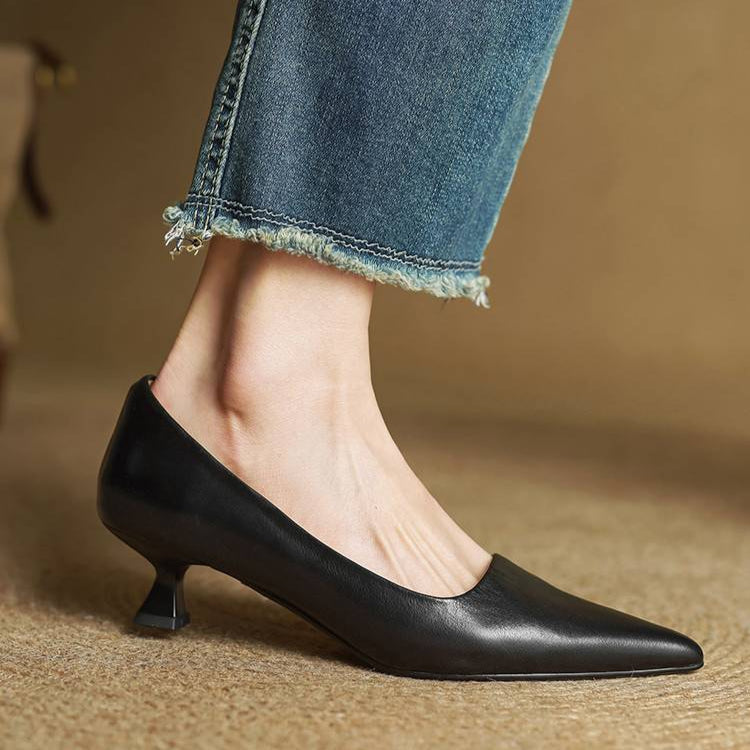 Velurae - Grace Leather Pumps