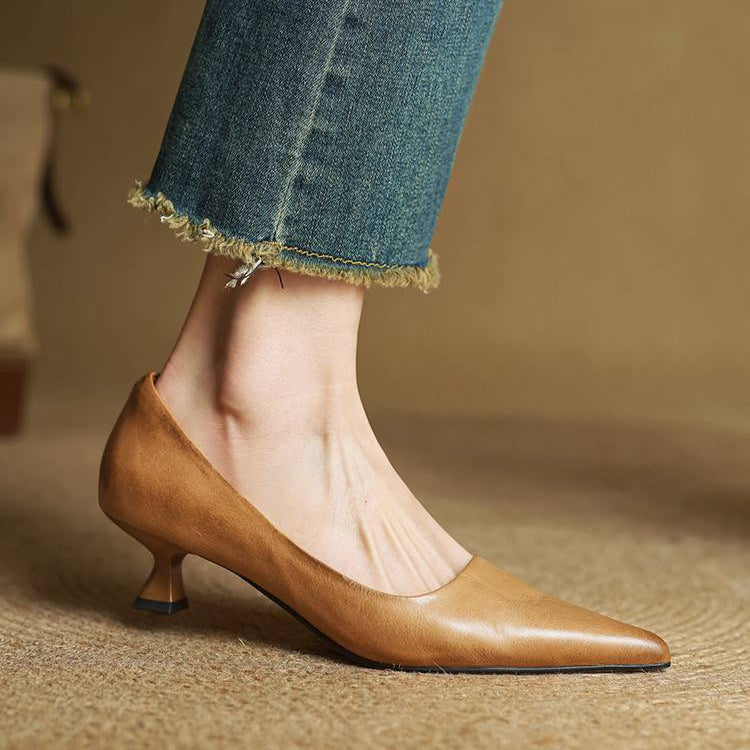 Velurae - Grace Leather Pumps