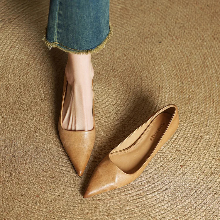 Velurae - Grace Leather Pumps