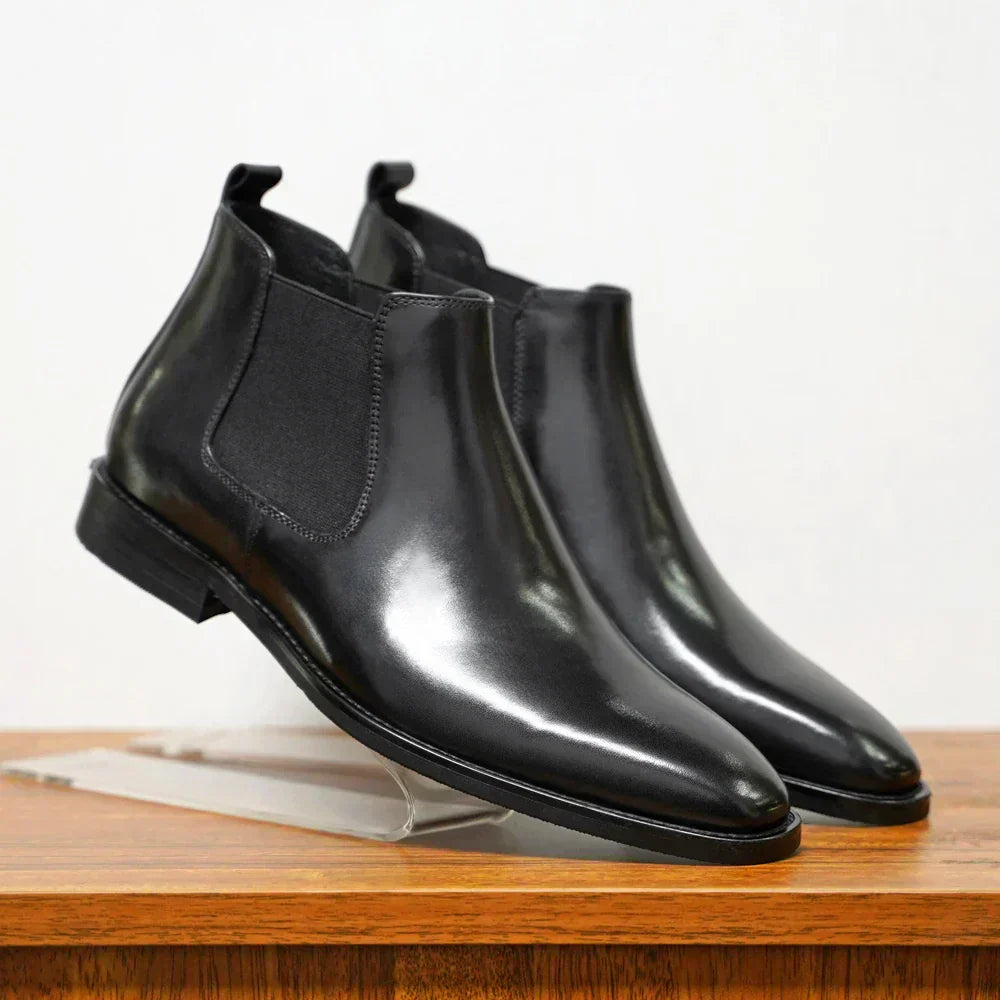 MONTCLAIR — Chelsea Boots
