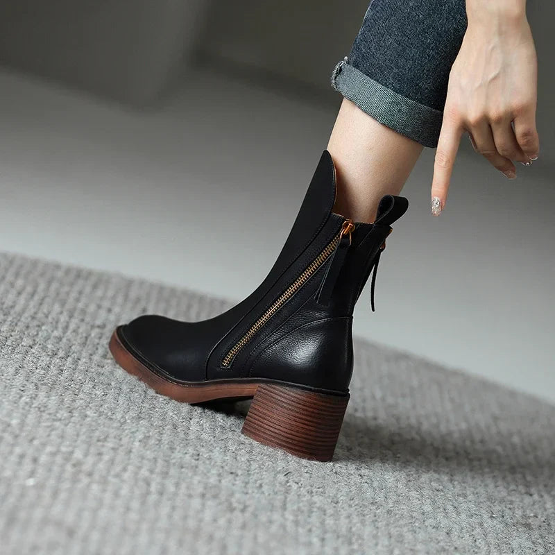 Lysaro Ankle Boots