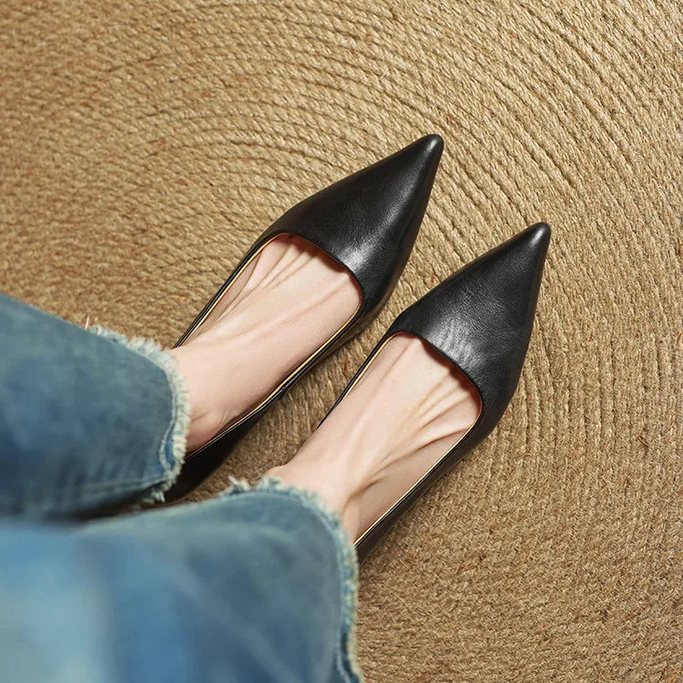 Velurae - Grace Leather Pumps
