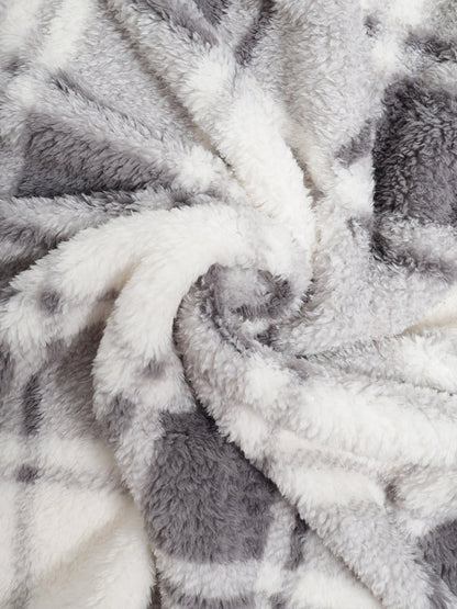 Vellure — Plaid Elegance Faux Fur Jacket