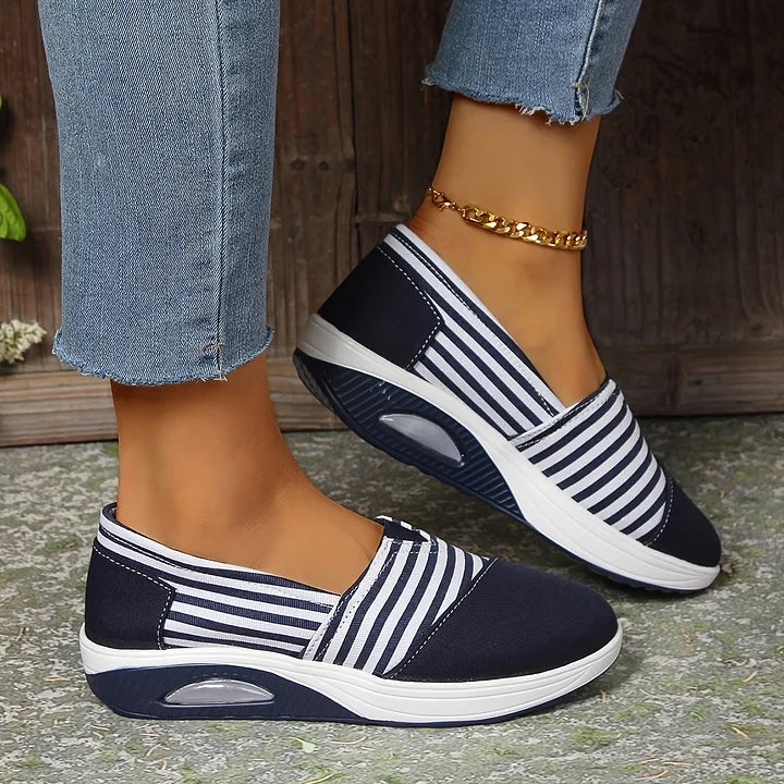 Viverra - Striped Orthopedic Slip-On Sneakers