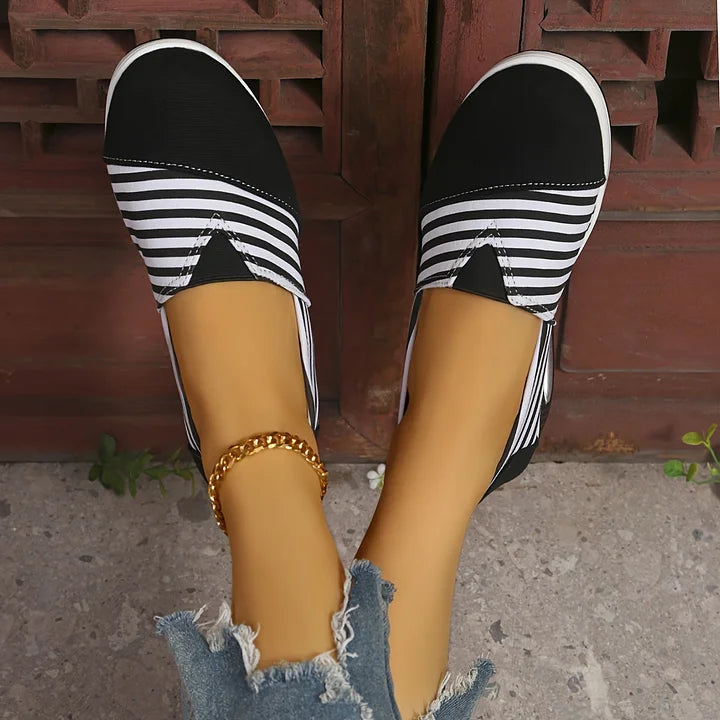 Viverra - Striped Orthopedic Slip-On Sneakers