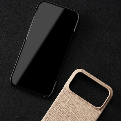 AURICASE — Leather iPhone 17 Sleeve