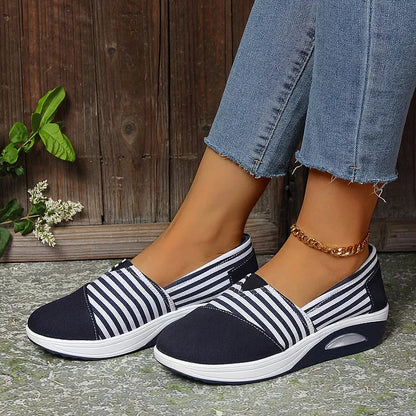 Viverra - Striped Orthopedic Slip-On Sneakers