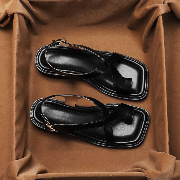 Lirano — Cross Strap Sandals