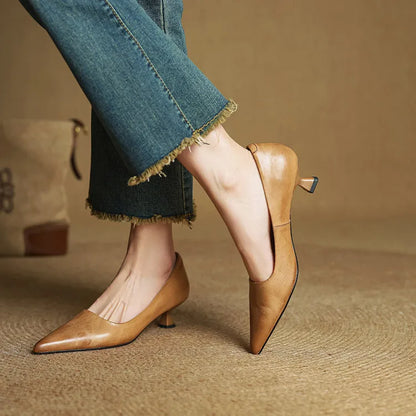 Velurae - Grace Leather Pumps
