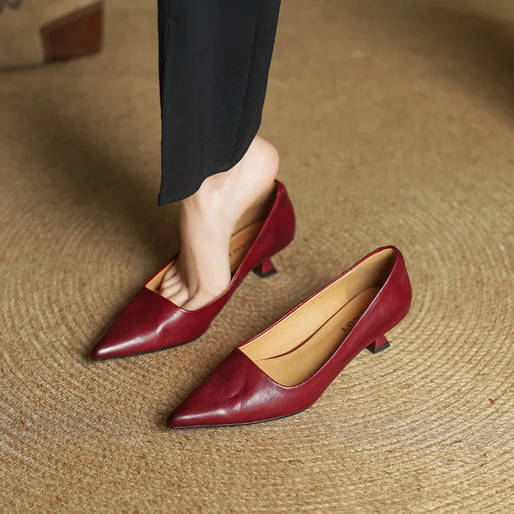 Velurae - Grace Leather Pumps
