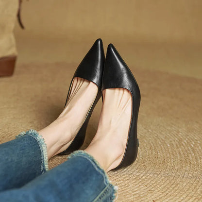 Velurae - Grace Leather Pumps