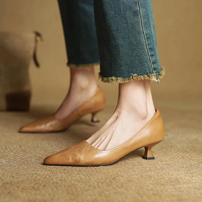 Velurae - Grace Leather Pumps