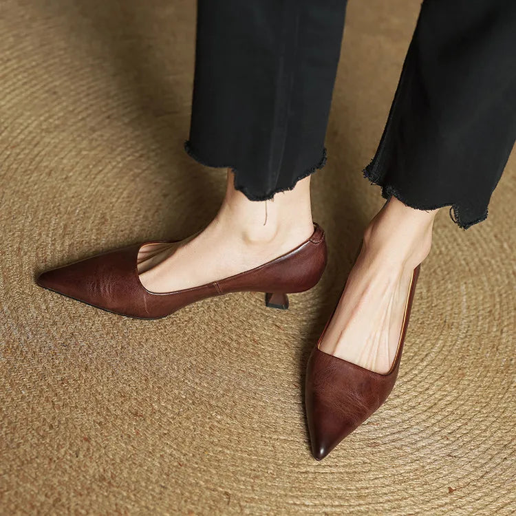 Velurae - Grace Leather Pumps