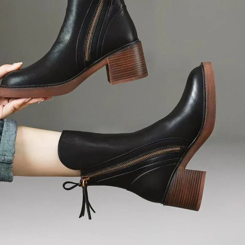 VERONA — Leather Ankle Boots