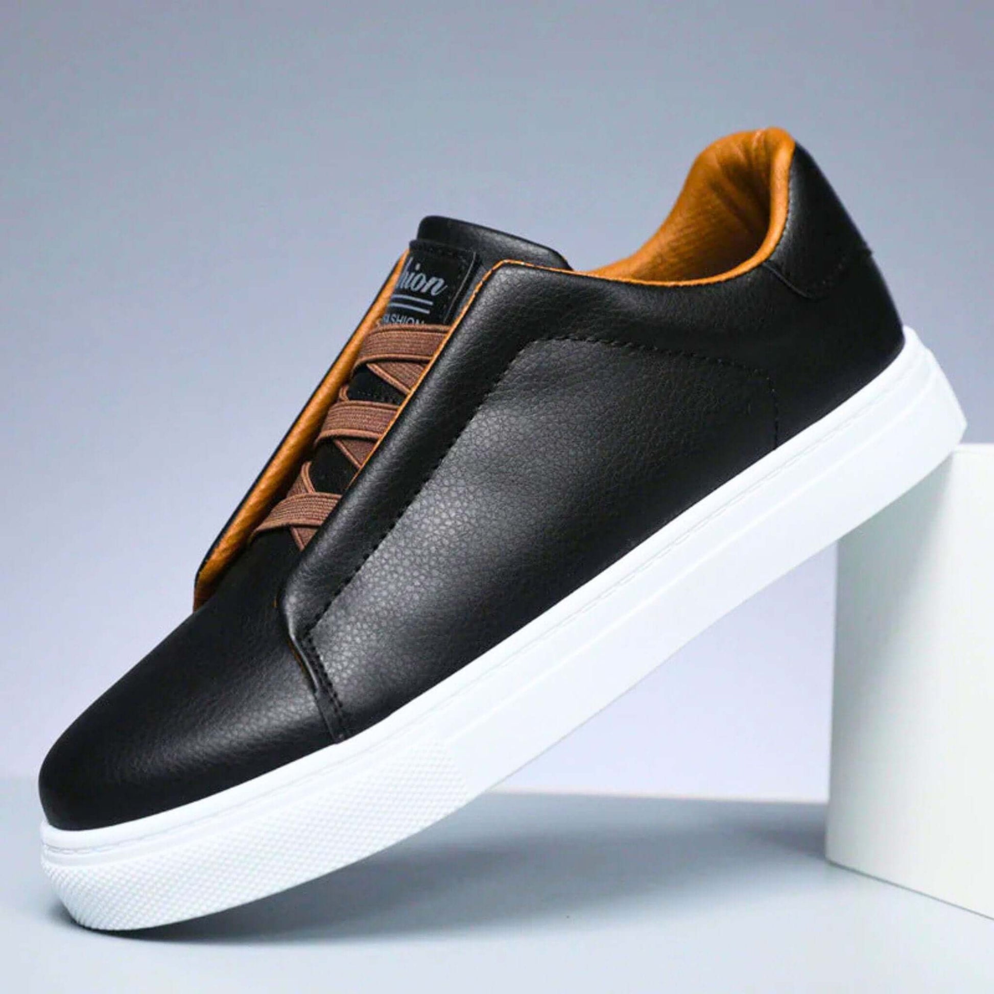 Molvana - Leather Platform Sneaker - 14:193#Black 4749;200000124:200000364;200007763:201336100